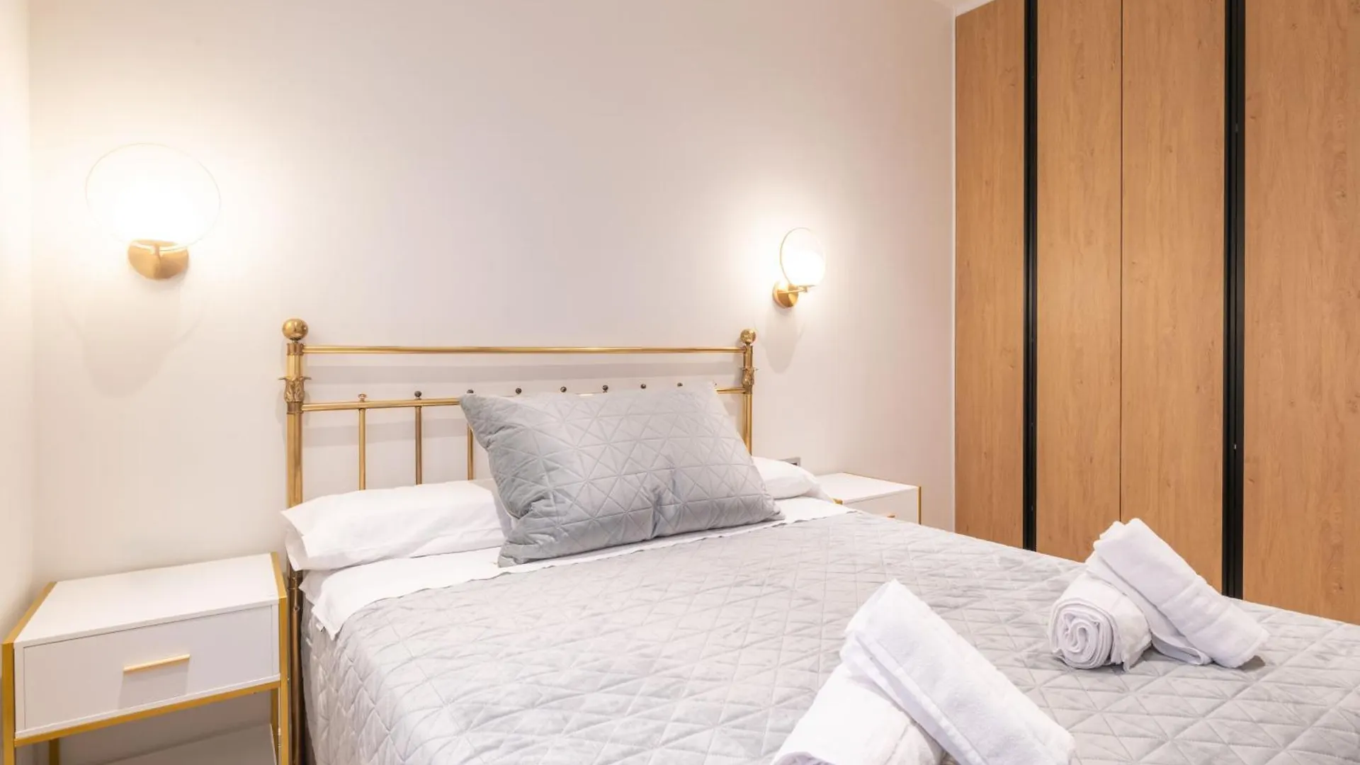 Reding Beach & Center City 말라가 아파트