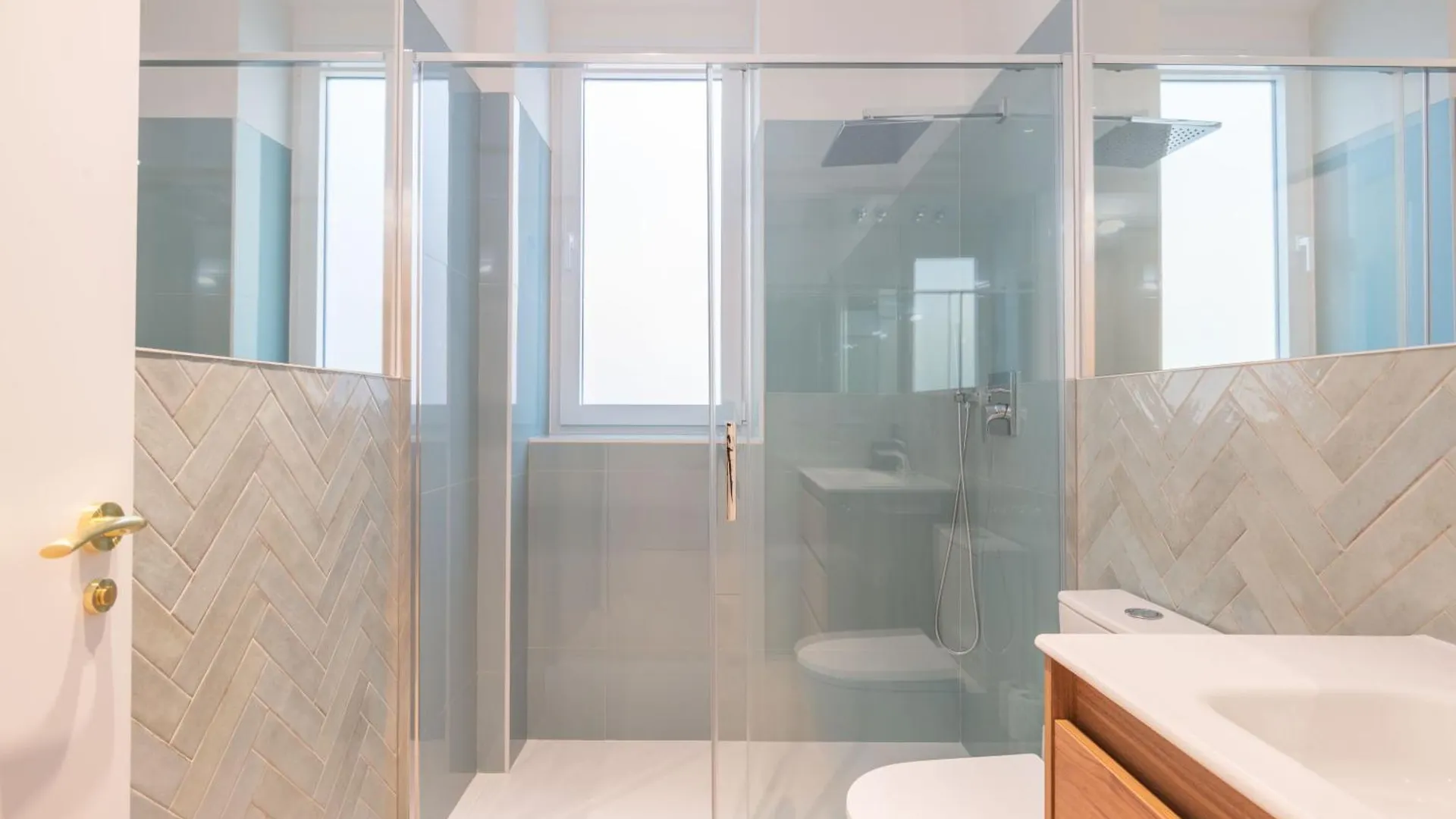 Reding Beach & Center City 말라가 0*,  스페인