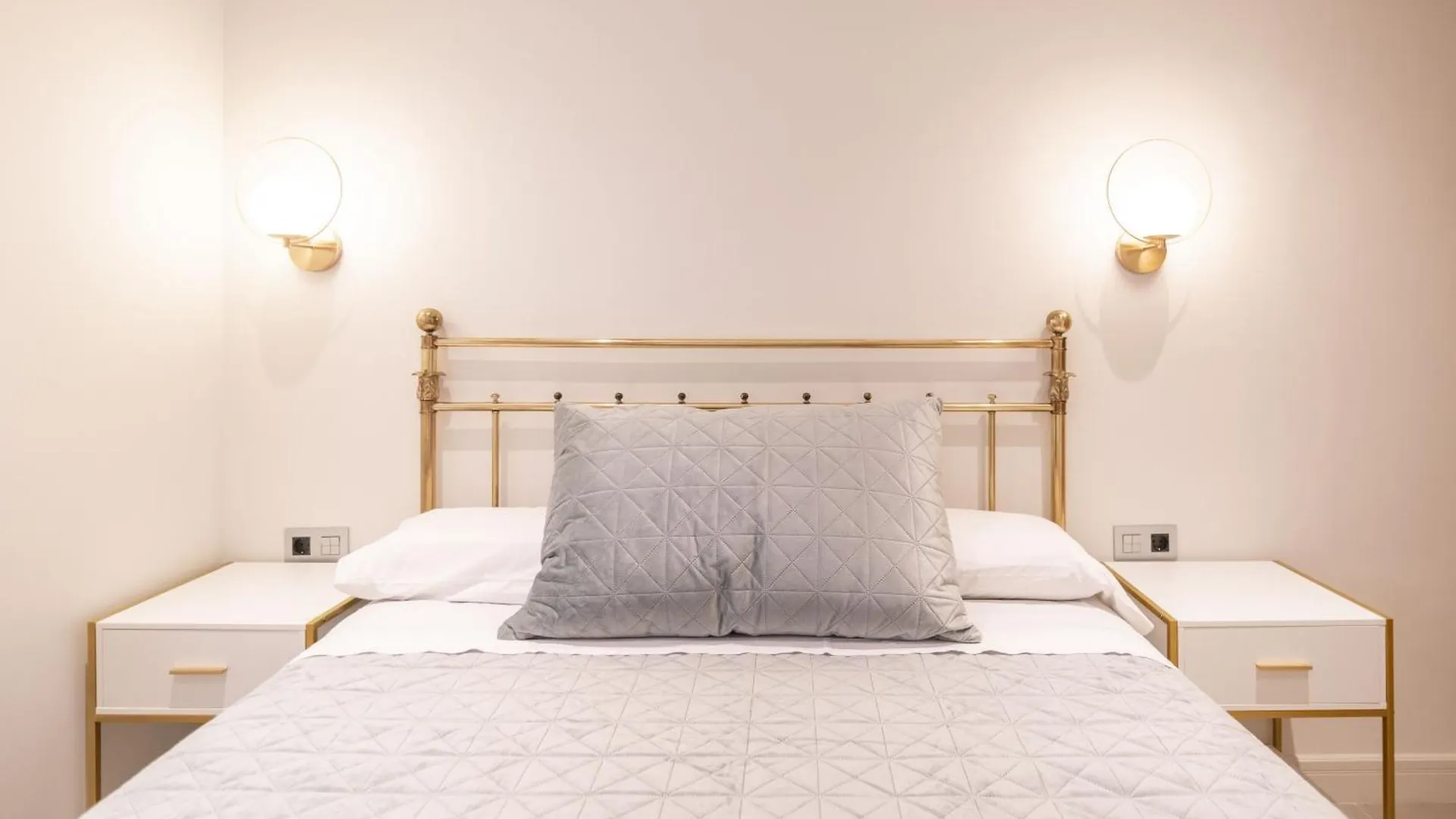 Reding Beach & Center City 말라가 스페인